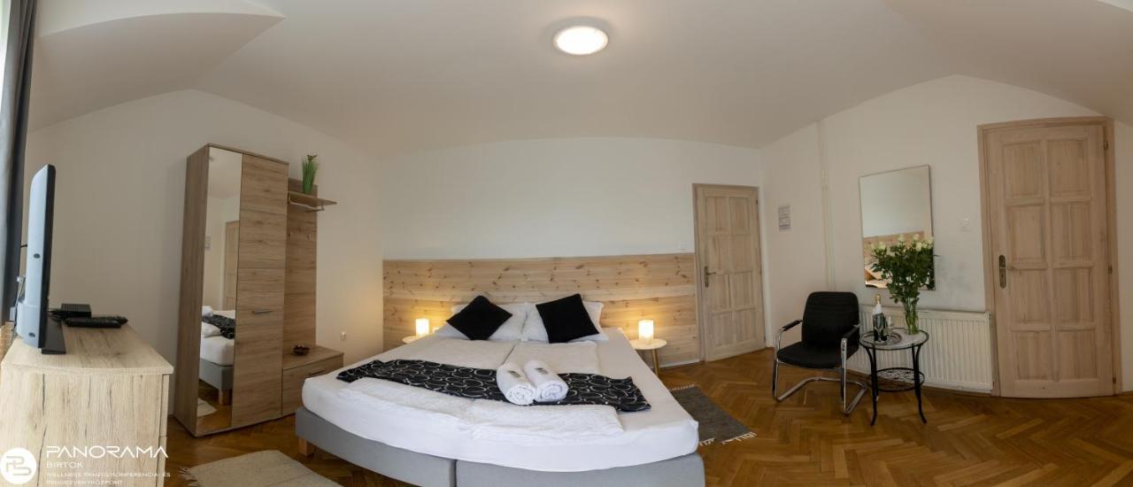 Bed and Breakfast Panorama Birtok - Wellness Panzio, Konferencia Es Rendezvenykoezpont Győrújbarát Exteriér fotografie