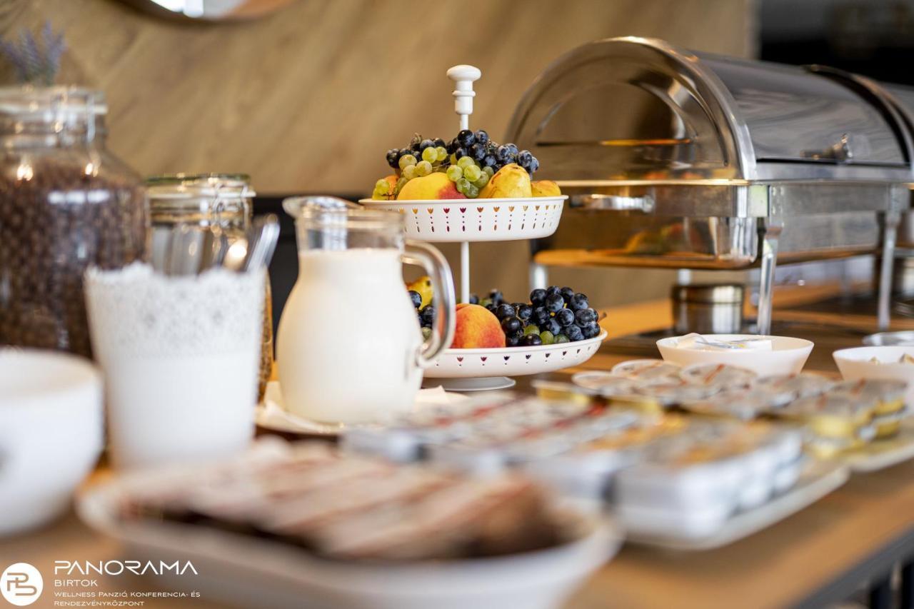 Bed and Breakfast Panorama Birtok - Wellness Panzio, Konferencia Es Rendezvenykoezpont Győrújbarát Exteriér fotografie