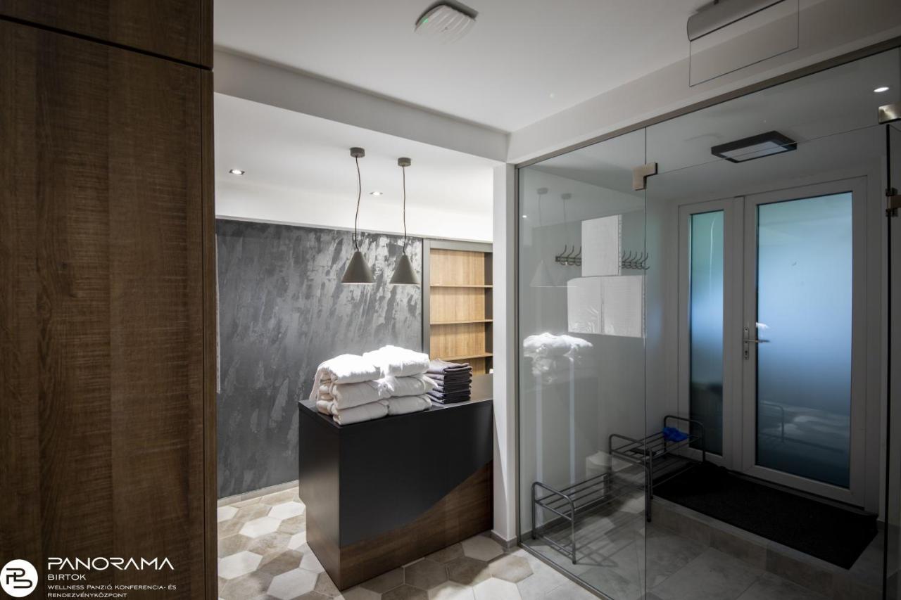Bed and Breakfast Panorama Birtok - Wellness Panzio, Konferencia Es Rendezvenykoezpont Győrújbarát Exteriér fotografie